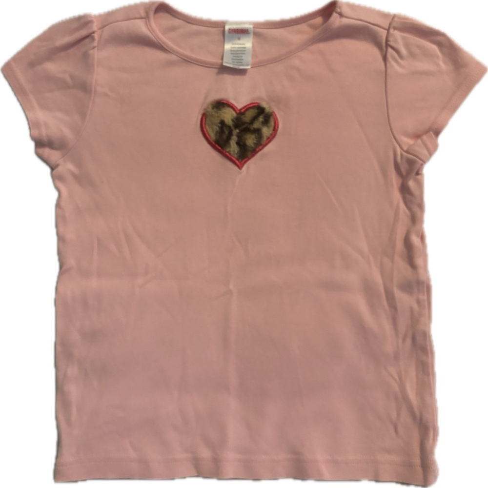 Gymboree pink t-shirt with leopard, furry heart